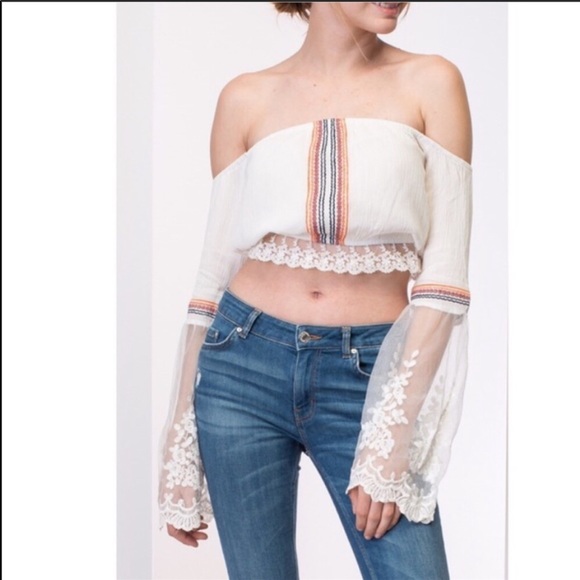 April Spirit Tops - Lovely April Spirit Crop Top April Spirit Tops - Lovely April Spirit Crop Top